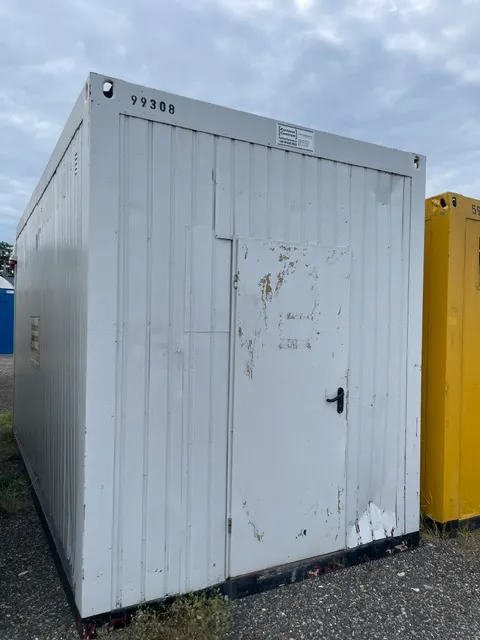 Eladó 16 lábas, használt, felújításra szoruló irodakonténer, 99308